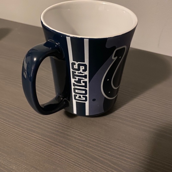 Colts mug - Picture 2 of 5